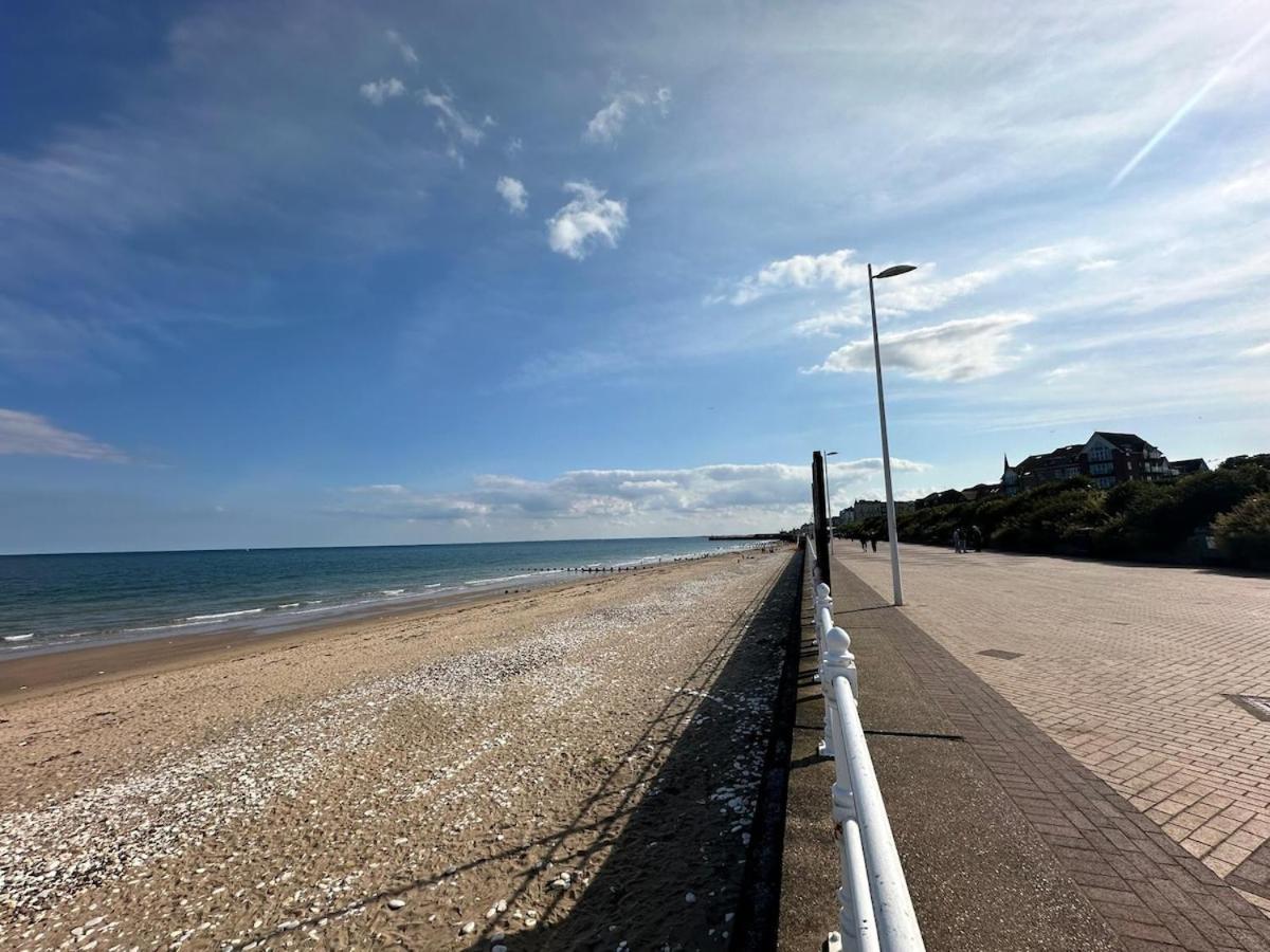 Marine View - Dog Friendly Apartment 500Ft From Beach Bridlington Ngoại thất bức ảnh